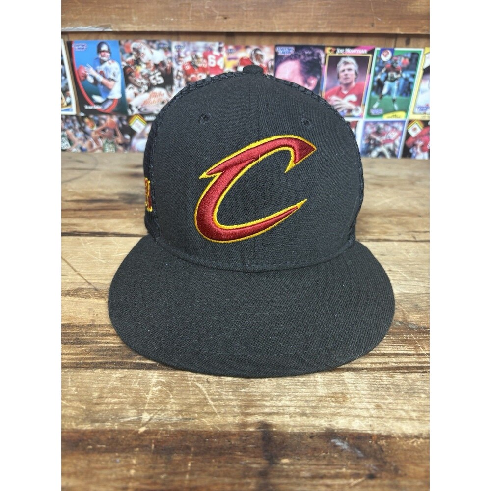 New Era 9fifty Cleveland Cavaliers Cavs Trucker Hat Mesh Back SnapBack Black Red